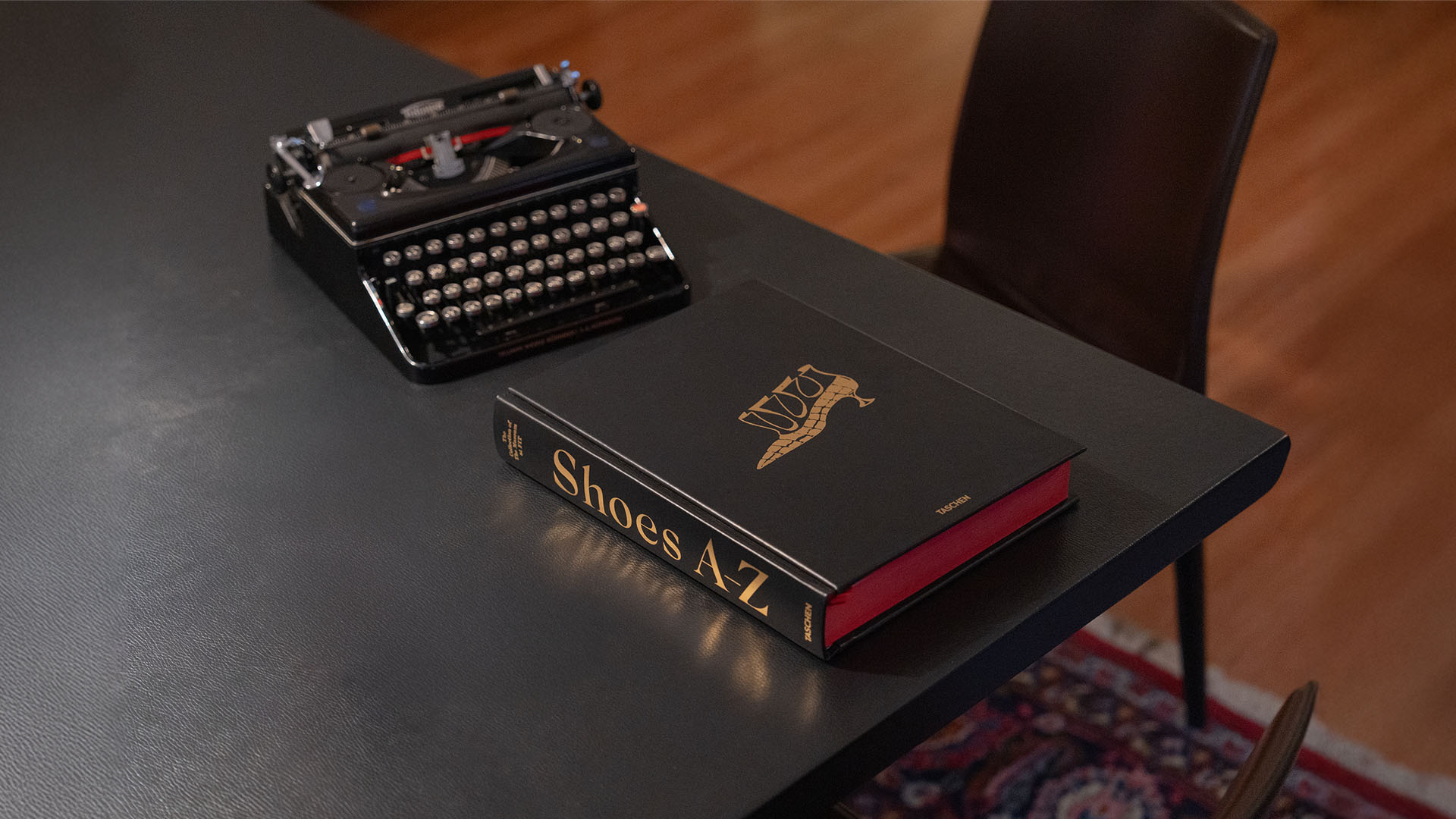 immagine libro shoes a-z